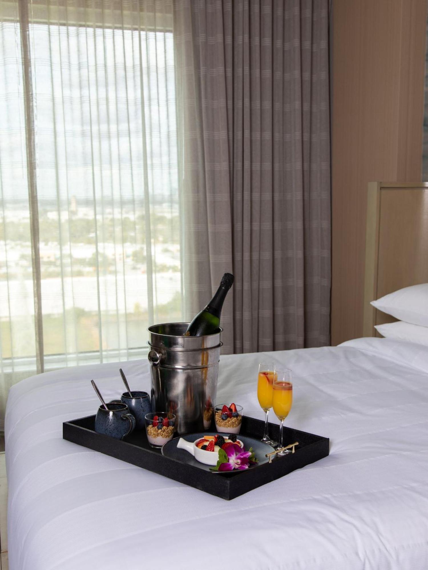 Marriott Fort Lauderdale Airport Dania Beach Bagian luar foto